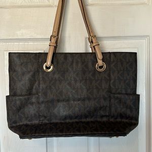 MICHAEL KORS: handbag brown with logo